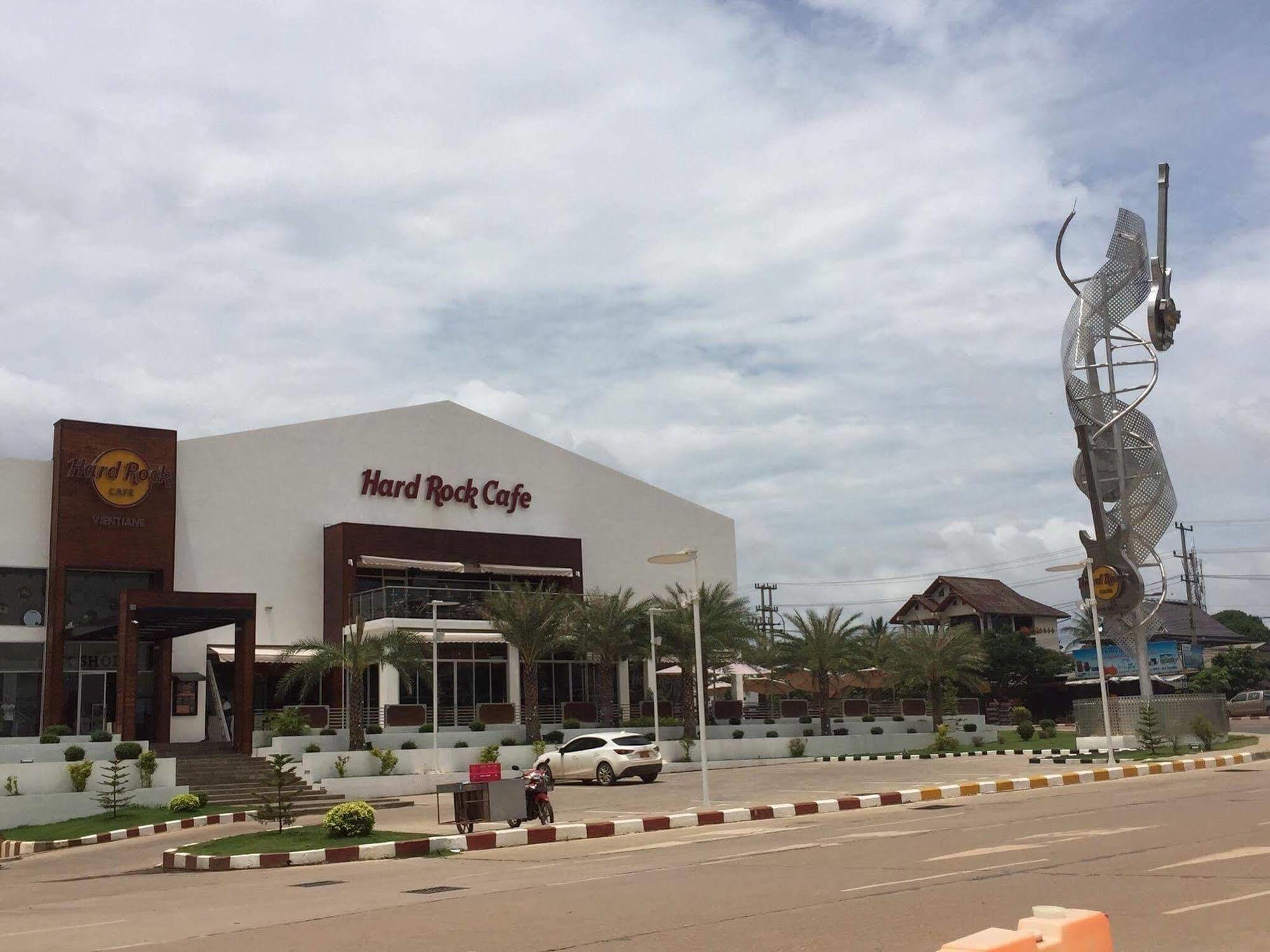 Domon Hotel Vientiane Exterior foto