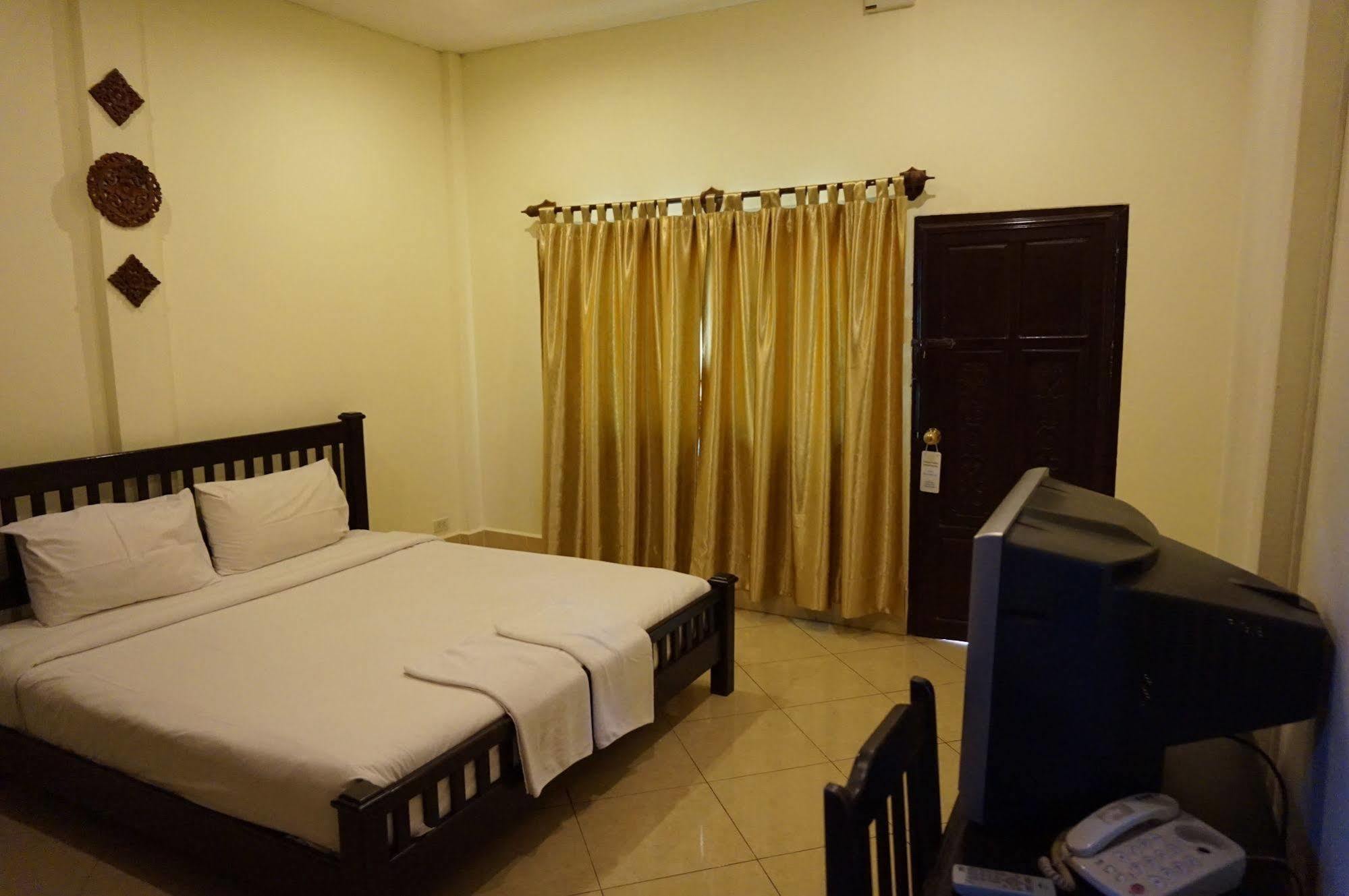 Domon Hotel Vientiane Exterior foto