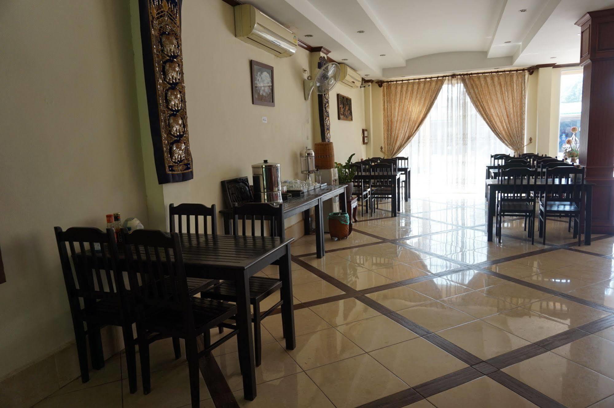 Domon Hotel Vientiane Exterior foto